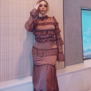 Long sleeved Chiffon Multi layered Ruffle Edge Dress
Long Dress